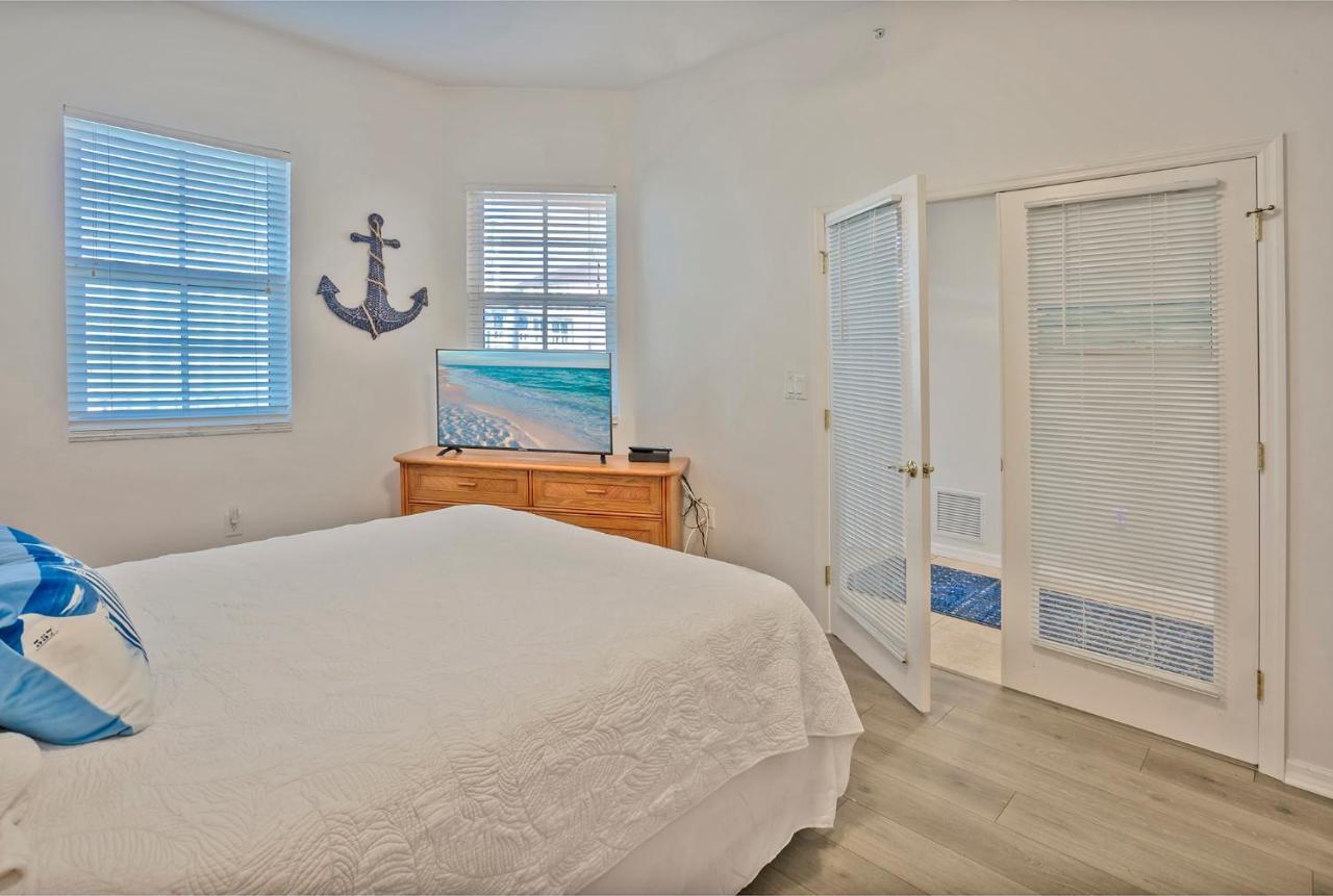 Beautiful Waterfront 3 Bedroom Condo, Located In The Heart Of Clearwater Beach Extérieur photo